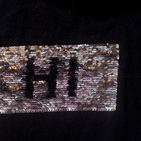 Sequence detail crop top 2 for 20 - Picture 3 of 5